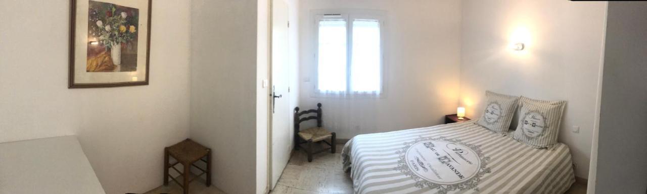 Chambre Pratique Avec Wc Et Vasque Attenant Du Rucher Naturaile Монтаньяк Екстер'єр фото