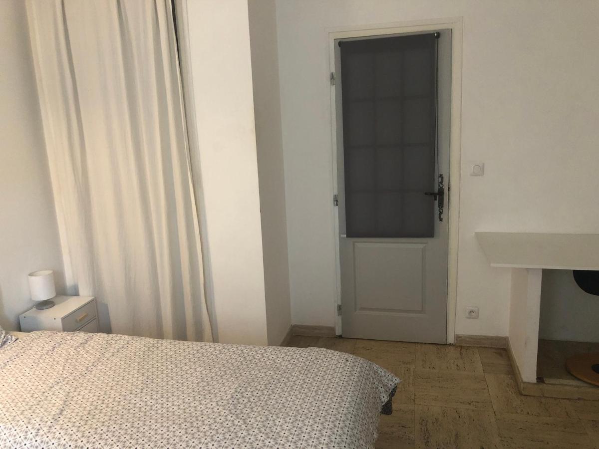 Chambre Pratique Avec Wc Et Vasque Attenant Du Rucher Naturaile Монтаньяк Екстер'єр фото